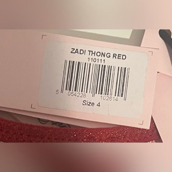 NWT Agent Provocateur Zadi Red 3 Piece Set Bra 32DD, Thong AP4, Suspenders AP4 - Picture 11 of 11